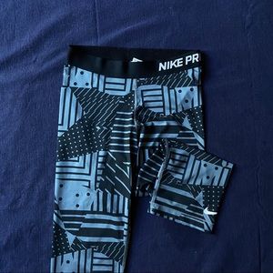 RARE Nike Pro Leggings